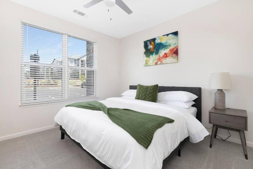 Stylish New Condo In 康科德 外观 照片